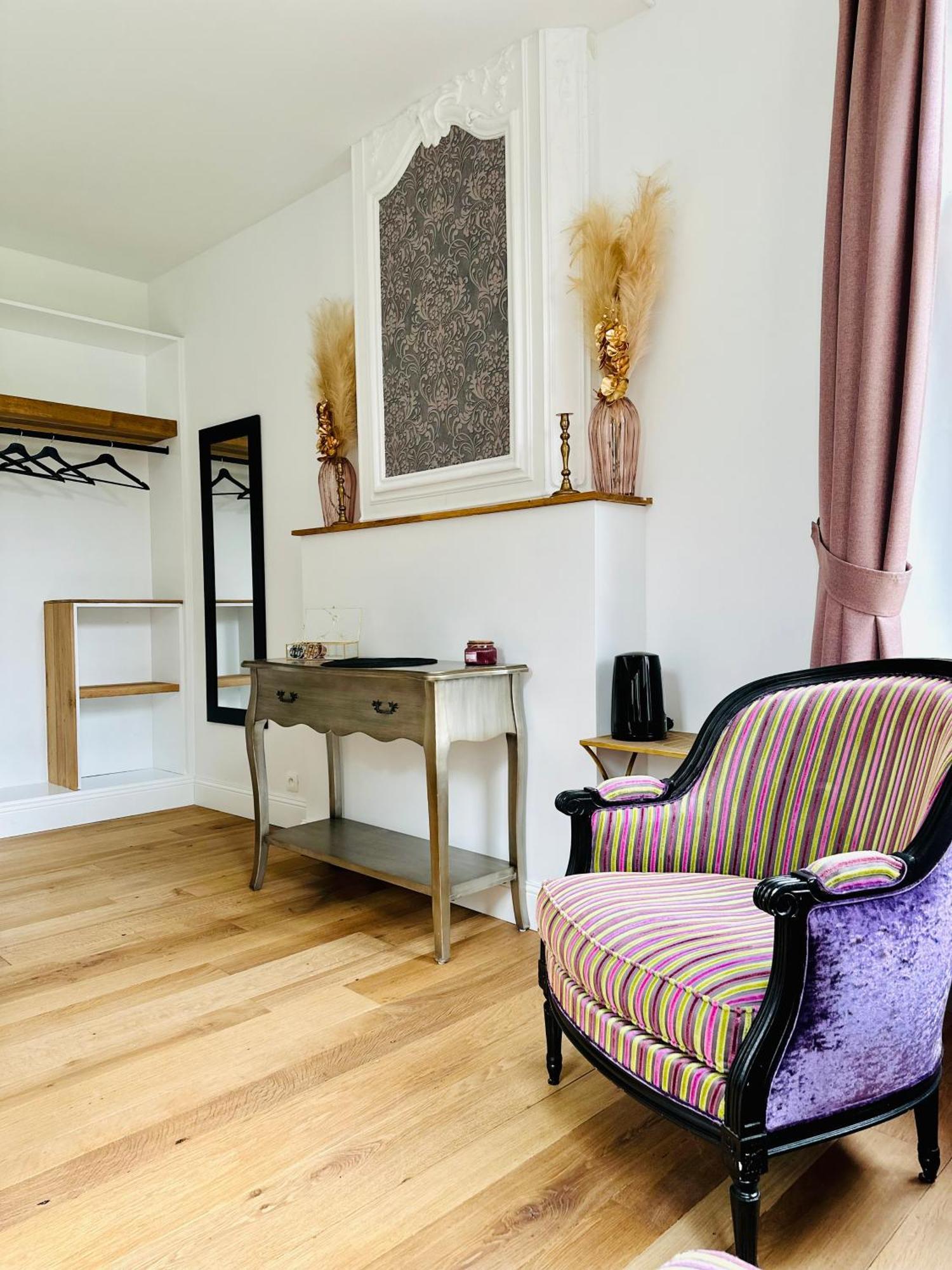 Suite Luxueuse Au Chateau De Saint Vitu 104 Tinlot Dış mekan fotoğraf