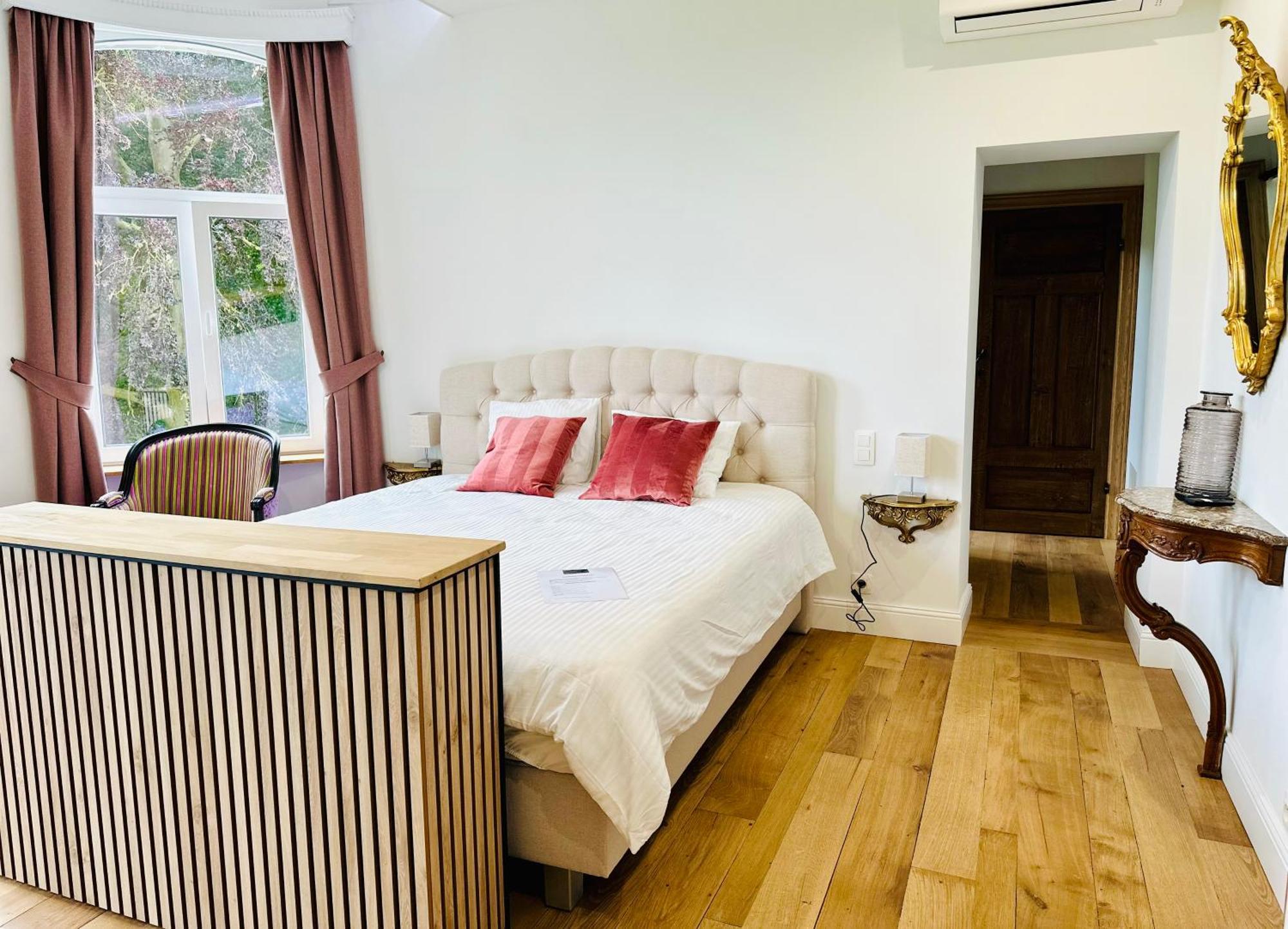 Suite Luxueuse Au Chateau De Saint Vitu 104 Tinlot Dış mekan fotoğraf